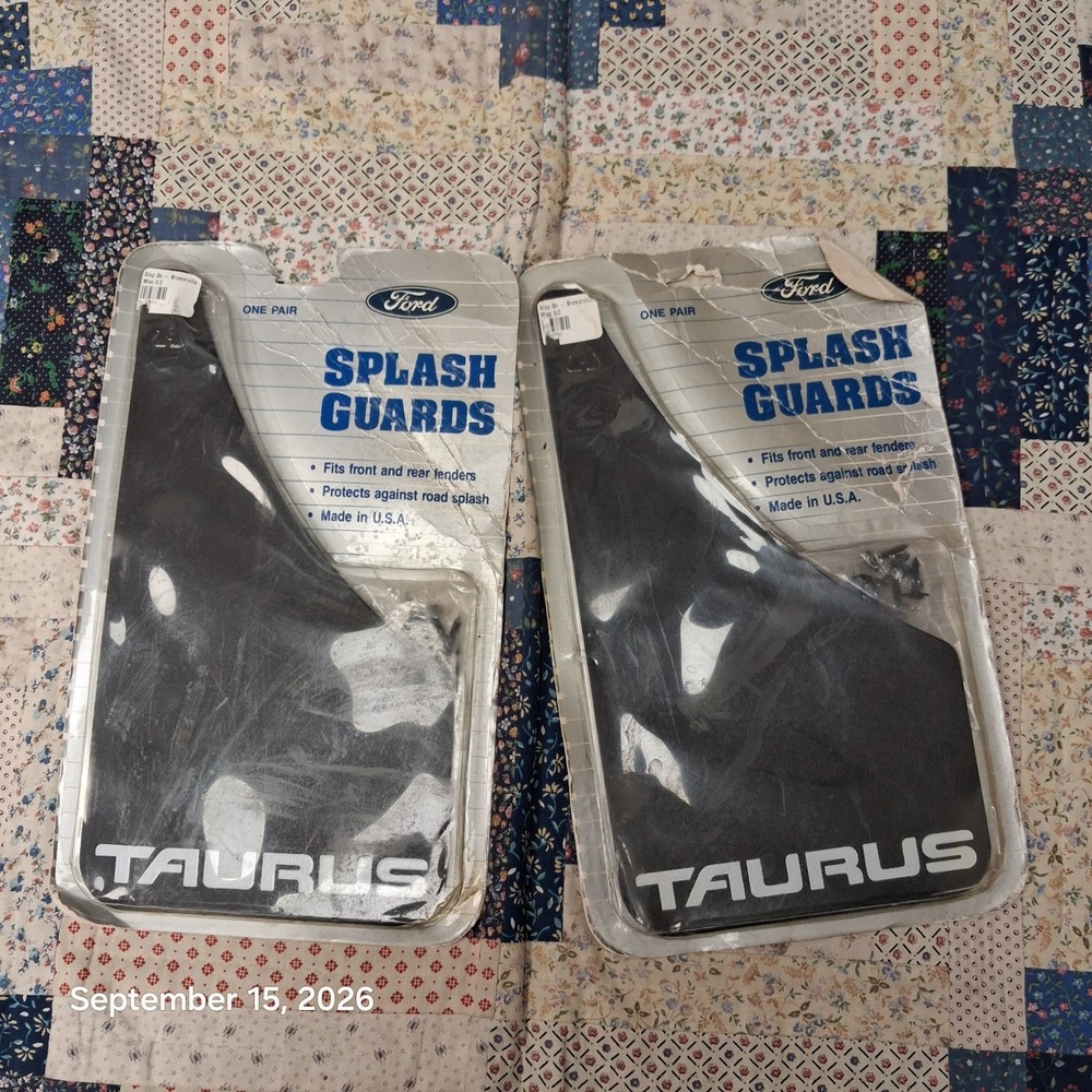 80s Vintage OEM Ford Taurus Splash Guards Mud Flaps 2 Pairs NOS E6DZ16A550-A